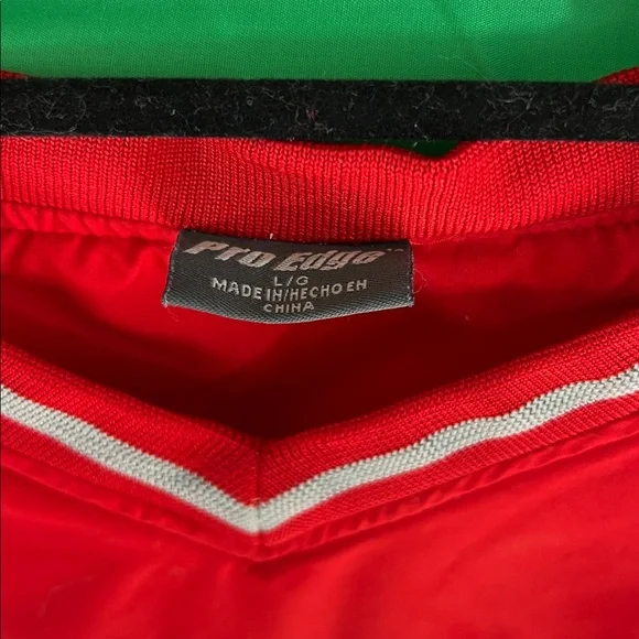 Pro Edge Ohio state Vibrant Red V-Neck Top - Picture 2 of 10